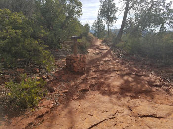 Solider Ridge Trail - Heading South - Trail Sign