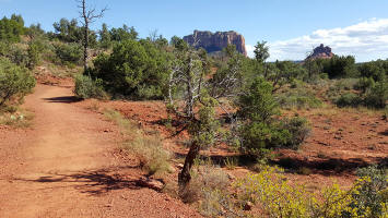view of Bell Rock and Courthouse Butte - Bell Rock Pathway
