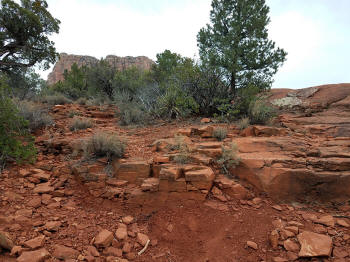 Many loose rocks.