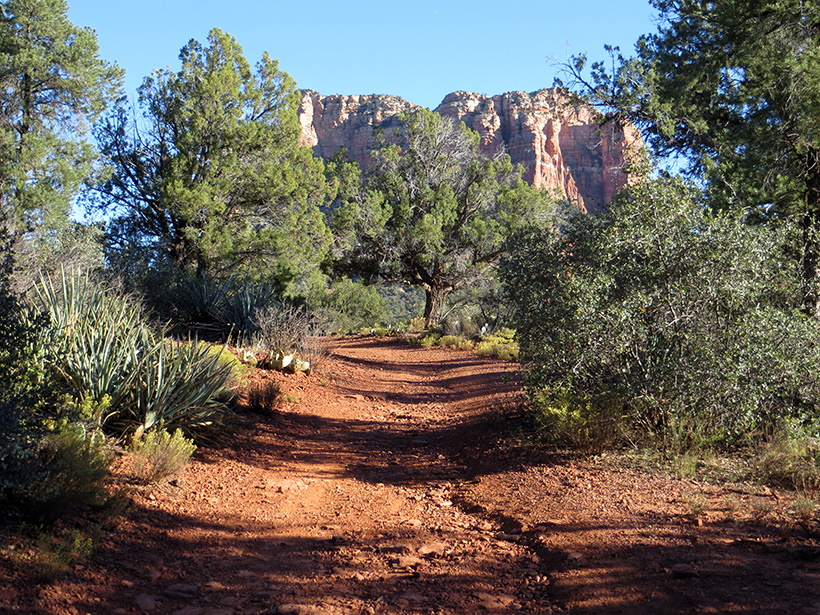Hiking Toward Courthouse Butte on Bell Rock Pathway
