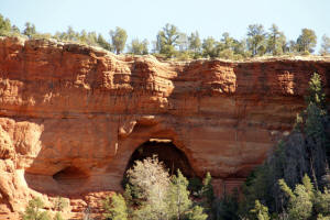 Soldier Pass Trail - Looking east at the Arch.